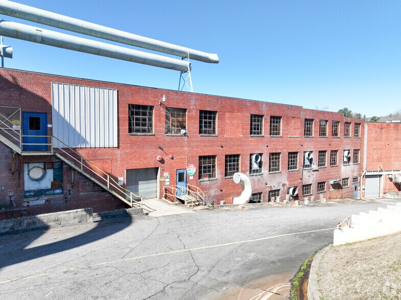 More Photos Of 315 Elizabeth St NW, Lenoir Manufacturing For Lease