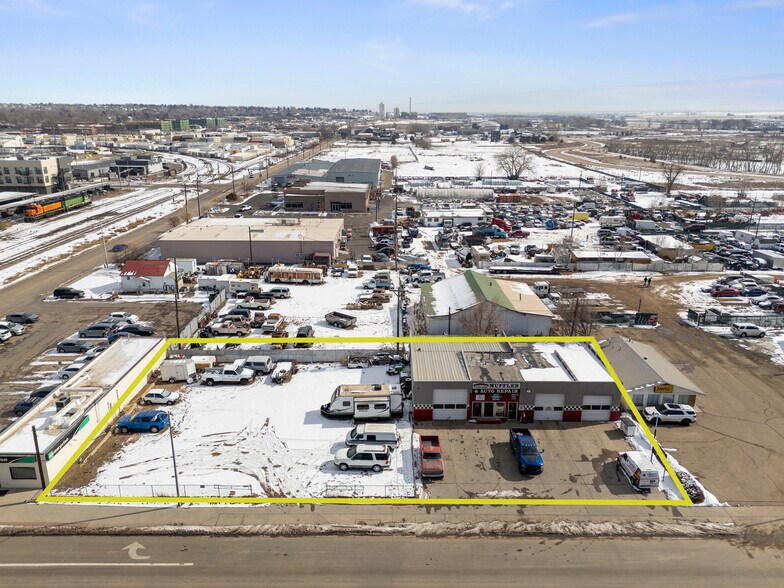 Primary Photo Of 4 S Main St, Longmont Auto Repair For Sale