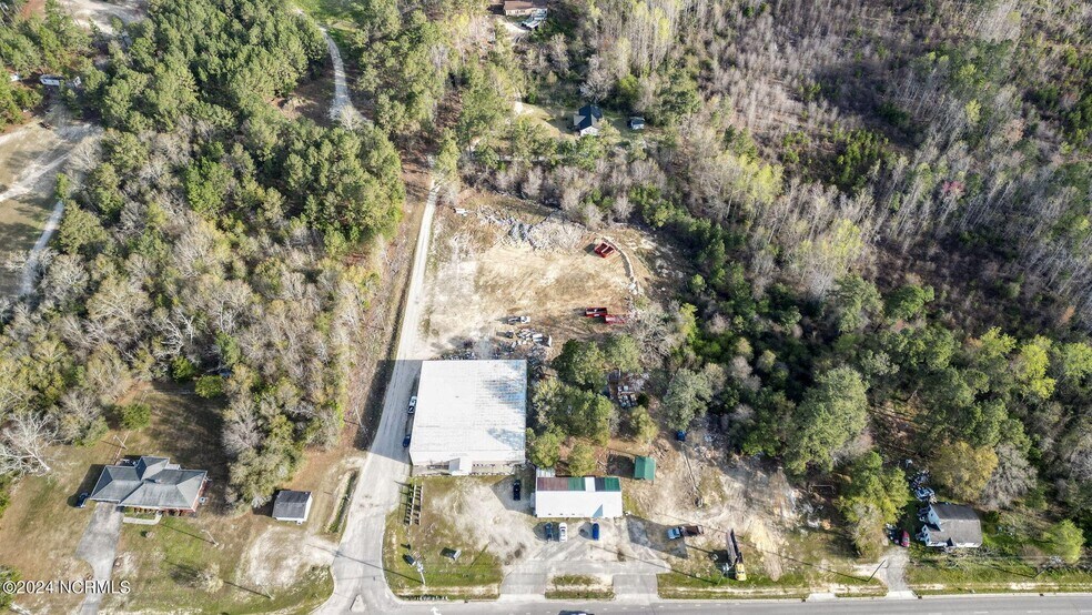 More Photos Of 895 Hwy 1, Rockingham Manufacturing For Lease