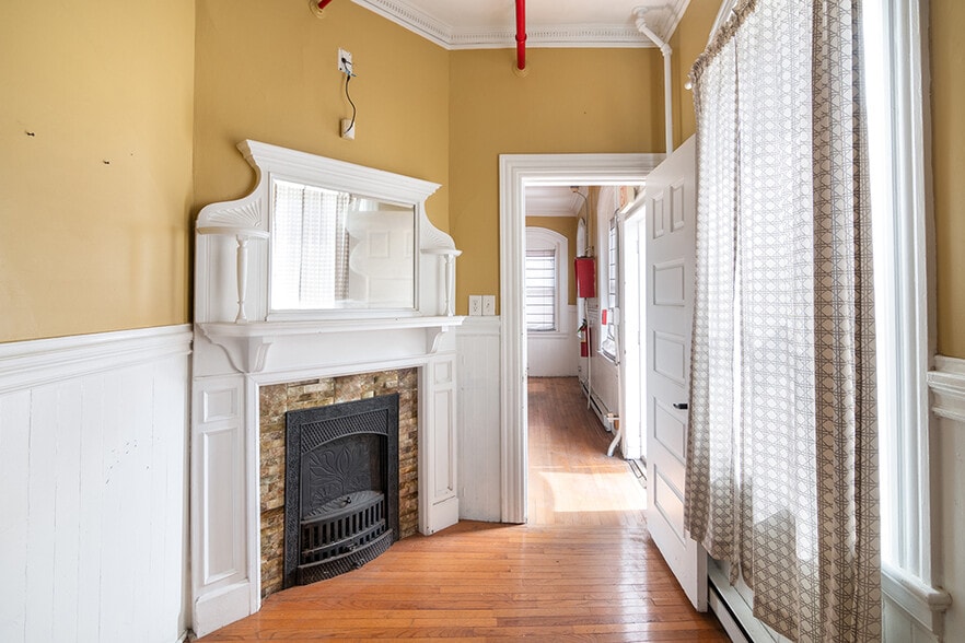 More Photos Of 248 Pine St, Pawtucket Warehouse For Sale