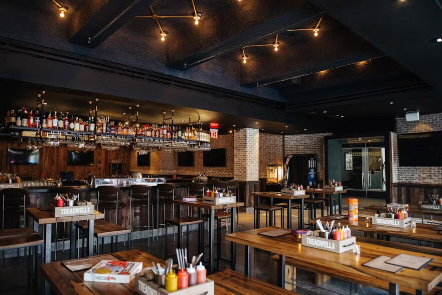 More Photos Of 510 W 42nd St, New York Hotel For Sale