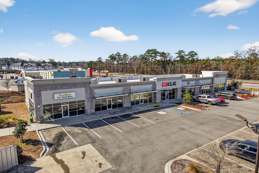 More Photos Of 2 Magnolia Blvd, Port Wentworth Freestanding For Lease