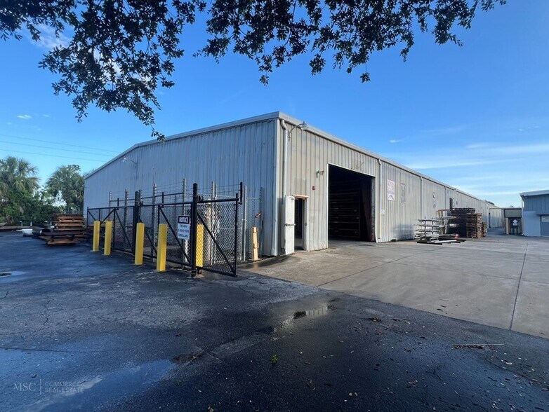 Primary Photo Of 6012 E 31st St, Bradenton Warehouse For Lease