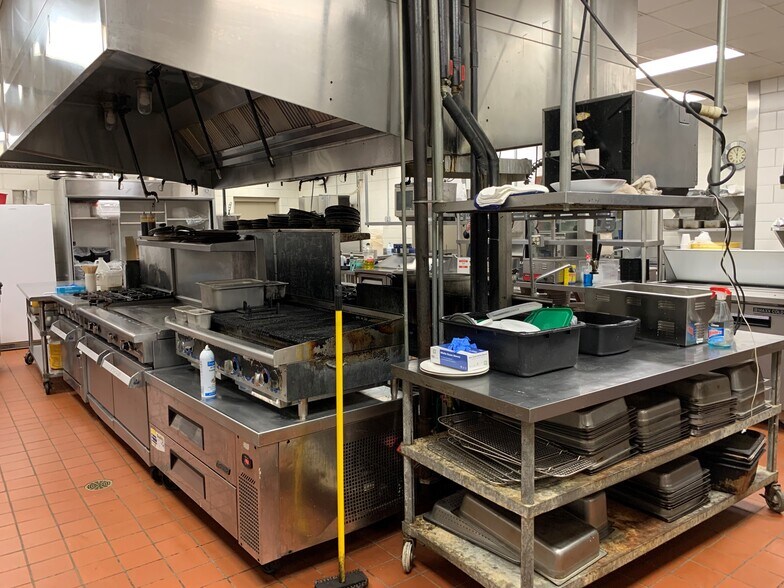 More Photos Of 3656 Dressler Rd NW, Canton Restaurant For Sale