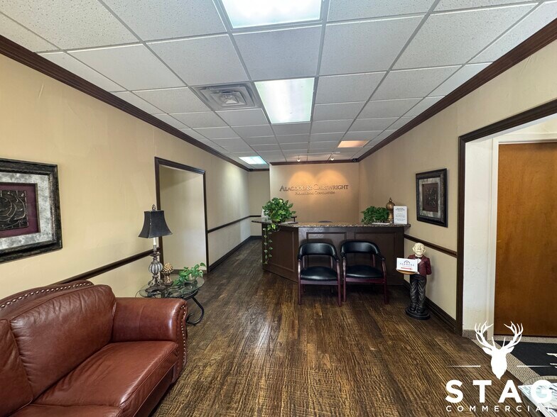 More Photos Of 1710 Westminster St, Denton Medical For Lease