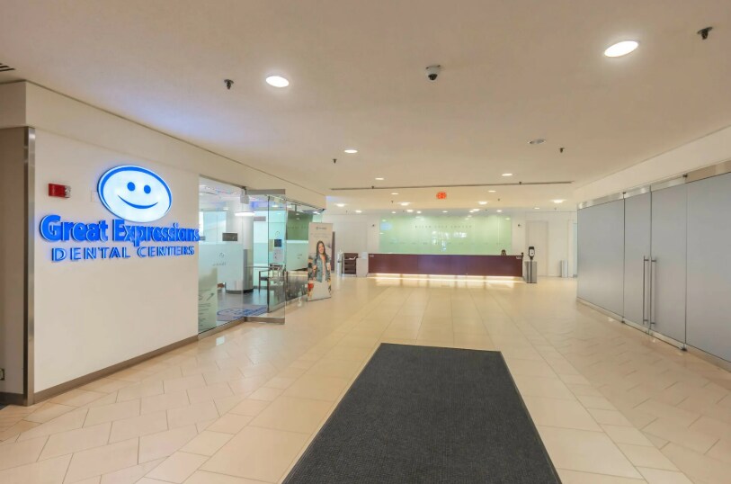 More Photos Of 600 Renaissance Ctr, Detroit Office For Lease