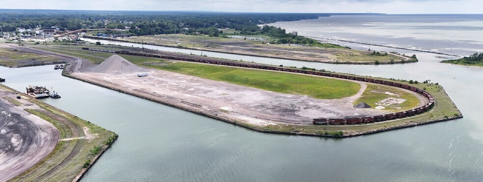 More Photos Of 1149 E 5th St, Ashtabula Land For Lease