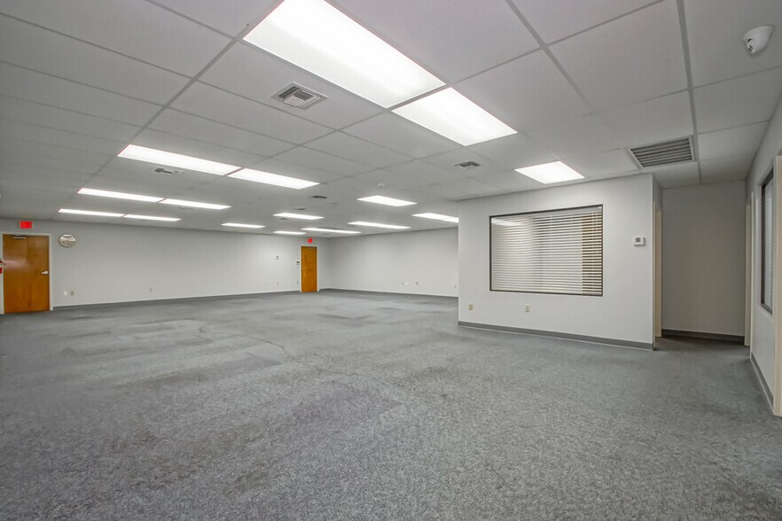 More Photos Of 1425 Sams Ave, New Orleans Office For Sale