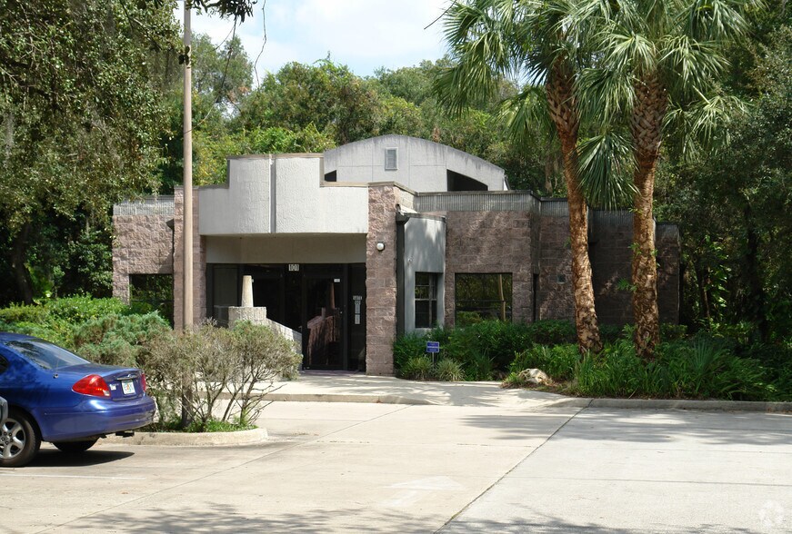 Primary Photo Of 101 N 8th St, Lake Mary Medical For Sale