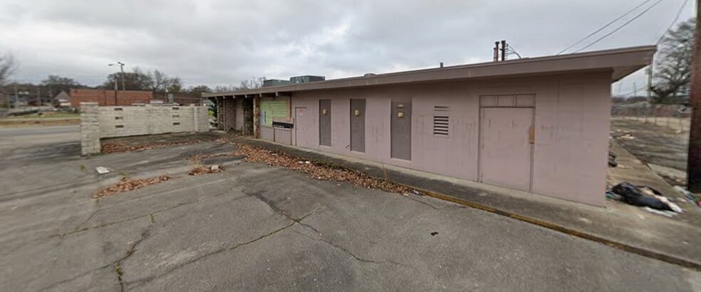 More Photos Of 1037 3rd Ave W, Birmingham Freestanding For Sale