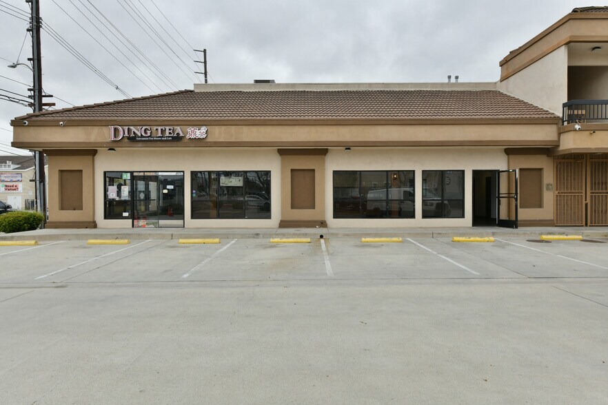 More Photos Of 24705 Narbonne Ave, Lomita Unknown For Lease