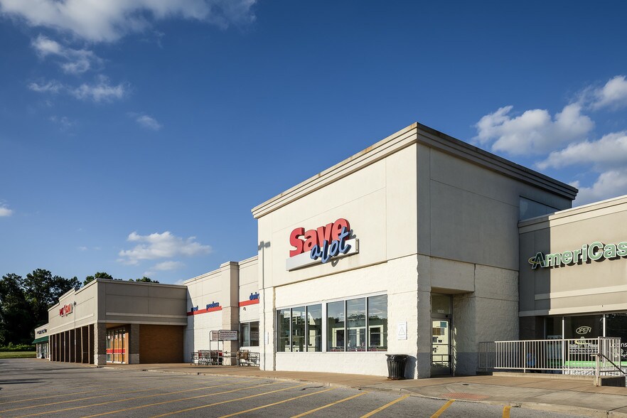 More Photos Of 10006-10056 W Florissant Ave, Saint Louis Storefront For Lease