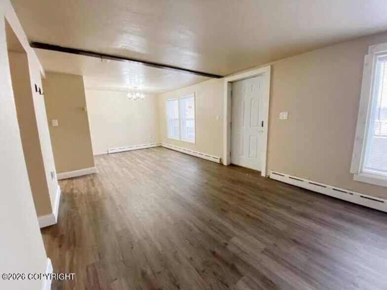 More Photos Of 513 E 15th Ter, Anchorage Apartments For Sale