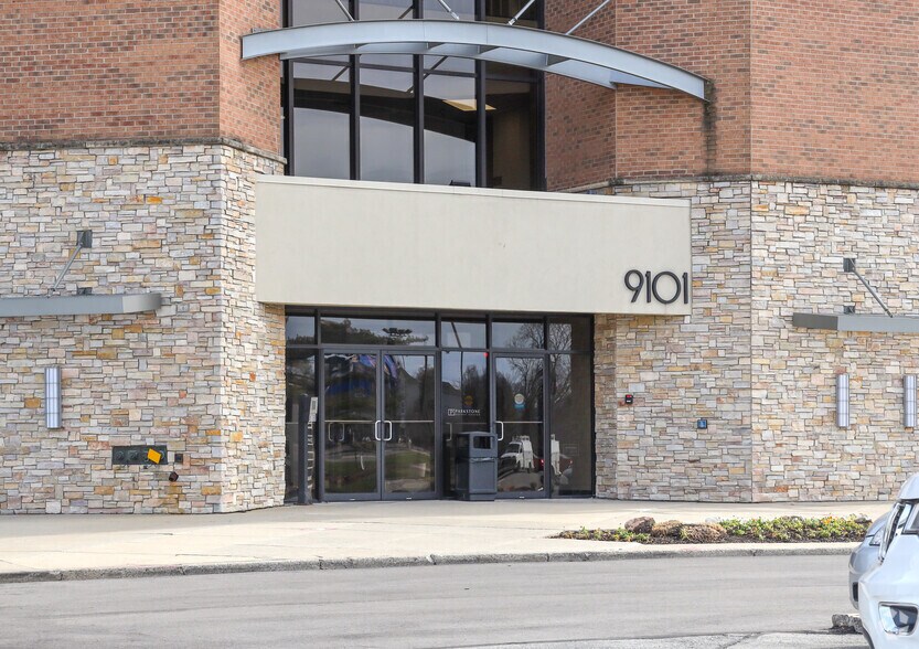 More Photos Of 9101 N Wesleyan Rd, Indianapolis Office For Lease