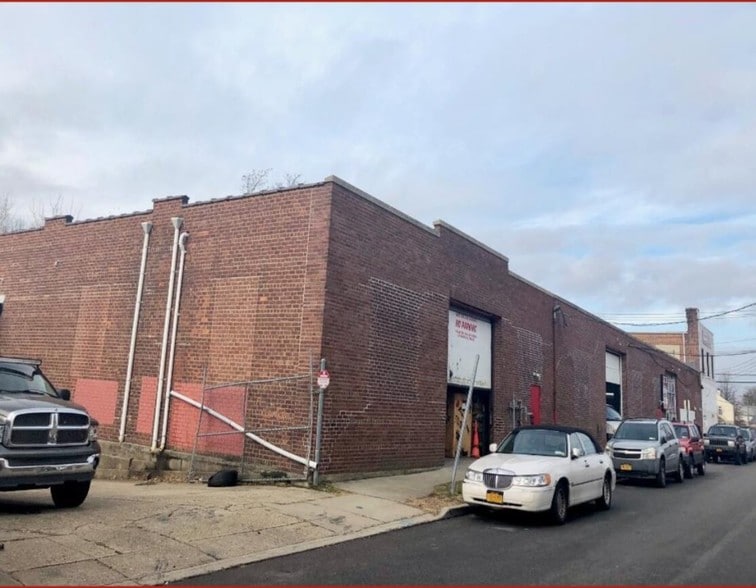 More Photos Of 102-114 Jericho Tpke, Floral Park Office For Lease