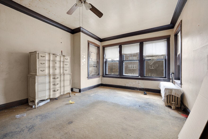 More Photos Of 6355-6357 S Francisco Ave, Chicago Apartments For Sale