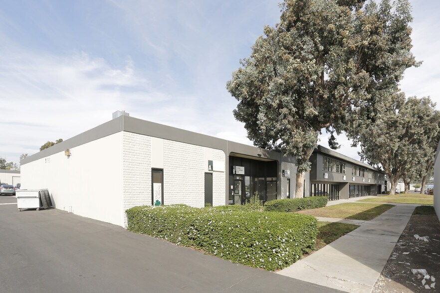 More Photos Of 17951 Sky Park Cir, Irvine Flex For Lease