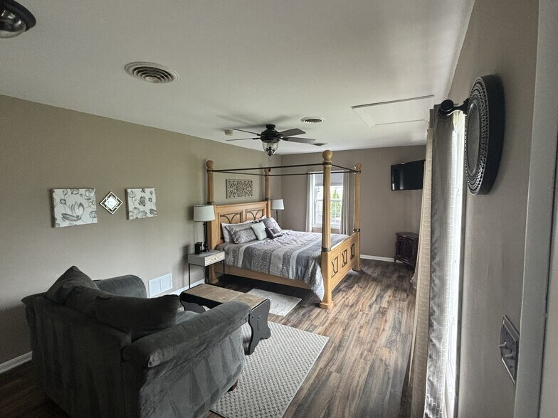 More Photos Of 6000 Middleburg Rd, Middleburg Specialty For Sale