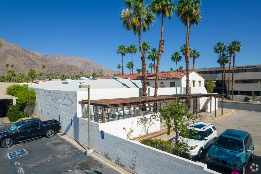 More Photos Of 1090 N Palm Canyon Dr, Palm Springs Loft Creative Space For Lease