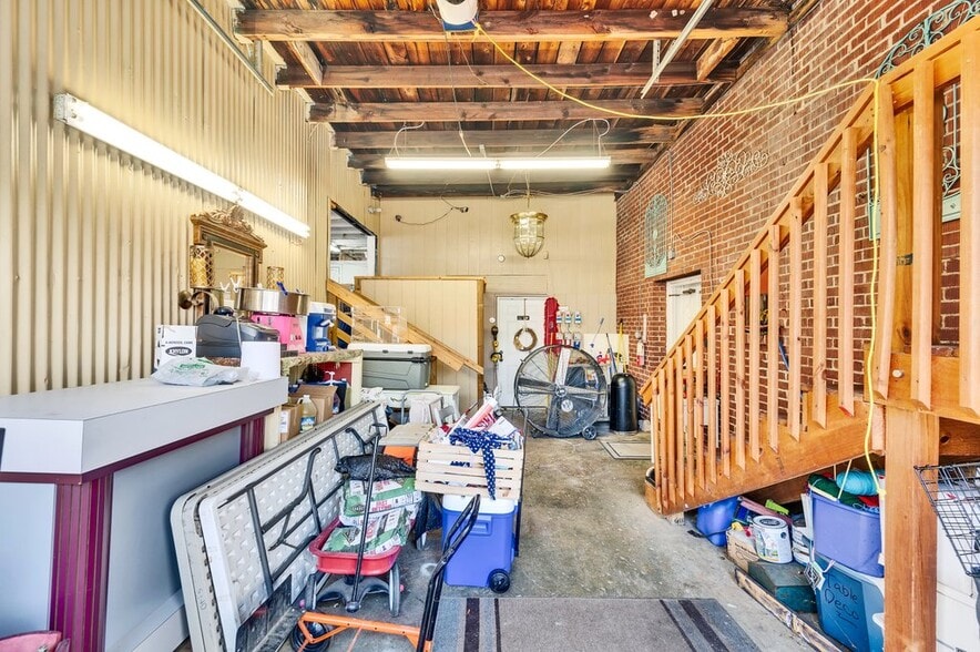 More Photos Of 101 E Virginia Ave, Bessemer City Storefront Retail Residential For Lease