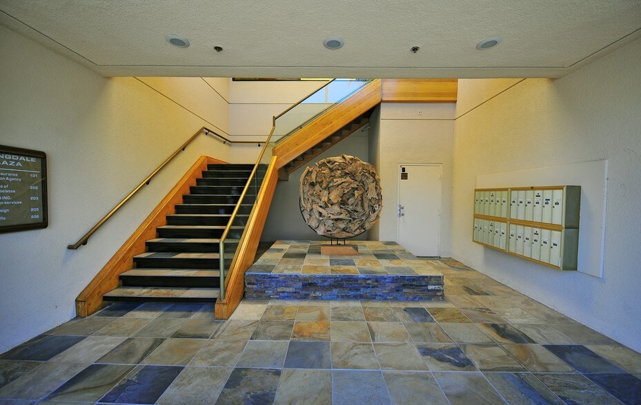 More Photos Of 15061 Springdale St, Huntington Beach Office For Lease