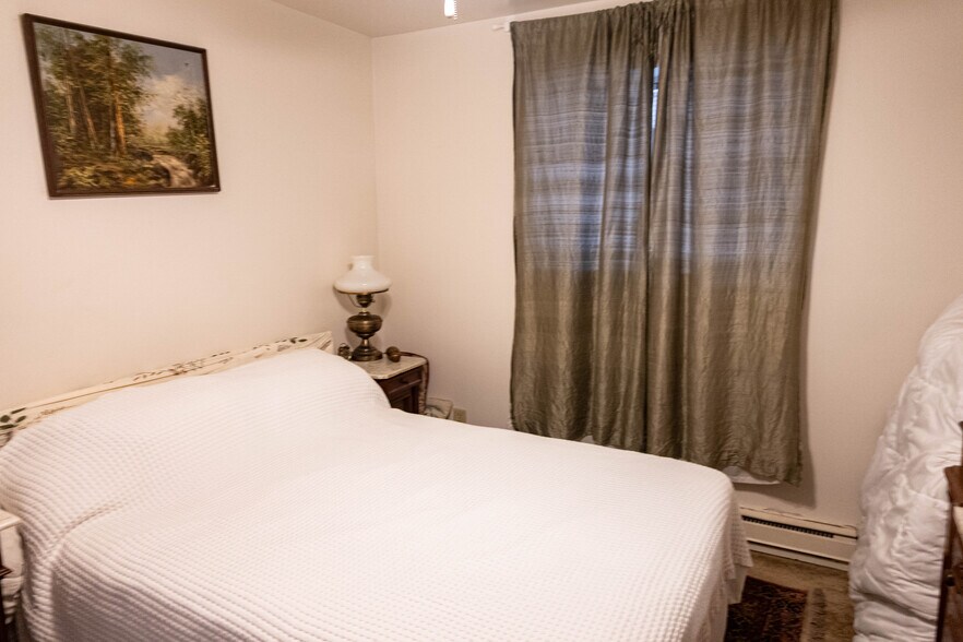 More Photos Of 7403 Elm Ave, Maplewood Apartments For Sale