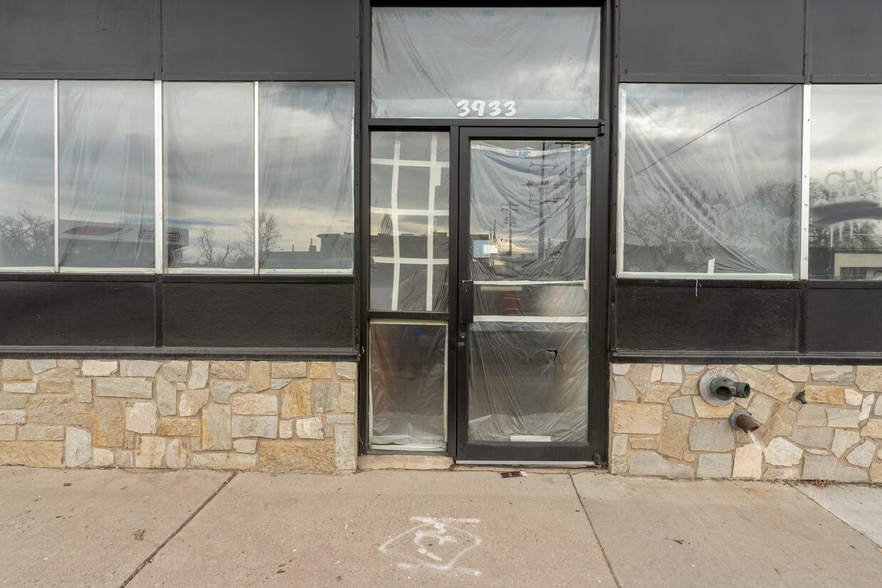 More Photos Of 3933 1/2-3939 1/2 W Colfax Ave, Denver Unknown For Lease