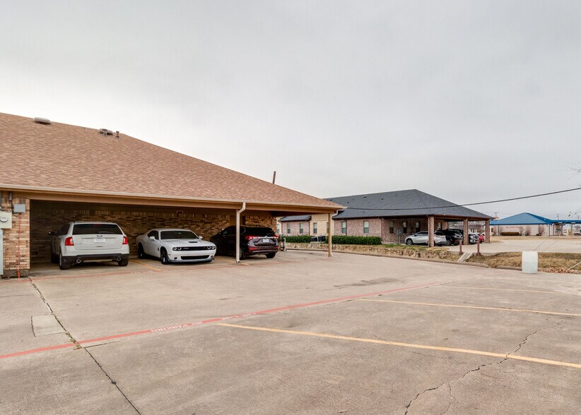 More Photos Of 5710 Watauga Rd, Watauga Office For Lease