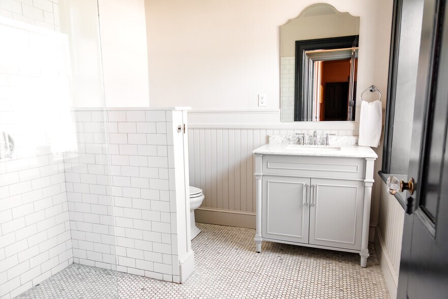 More Photos Of 3050 US-209, Kingston Lodge Meeting Hall For Sale