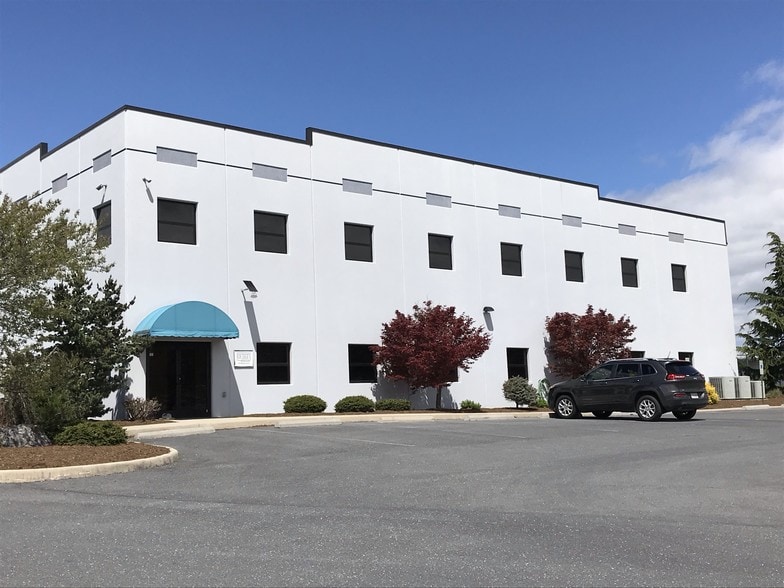 More Photos Of 49 Wilshire Ct, Fishersville Unknown For Lease