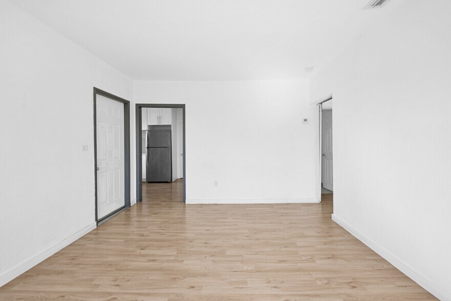 More Photos Of 3711 SW 27th Ter, Miami Specialty For Sale