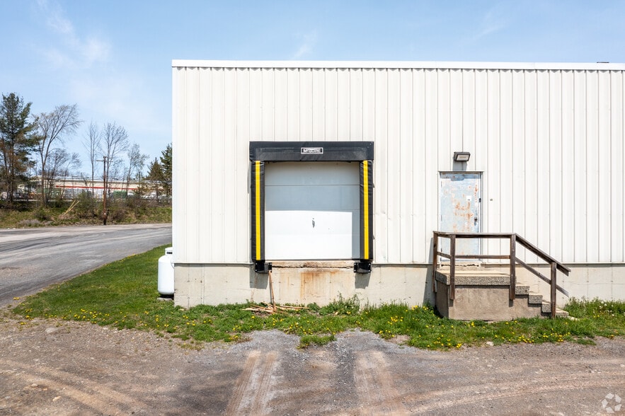 More Photos Of 11573 State Route 32, Greenville Unknown For Lease