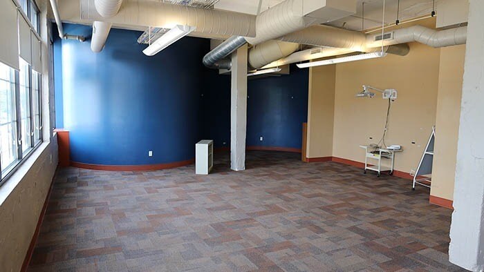 More Photos Of 1145 E 22nd St, Indianapolis Light Distribution For Sale