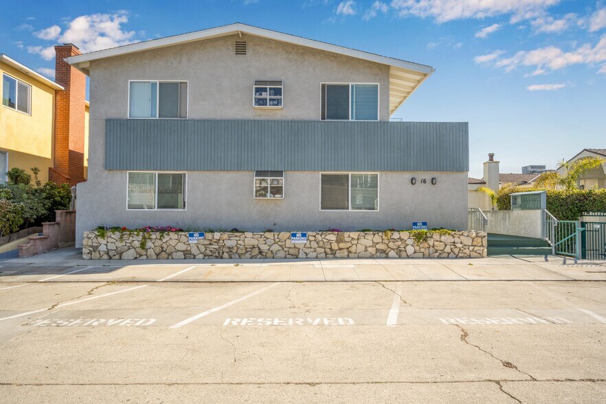 More Photos Of 16 38th Pl, Long Beach Apartments For Sale