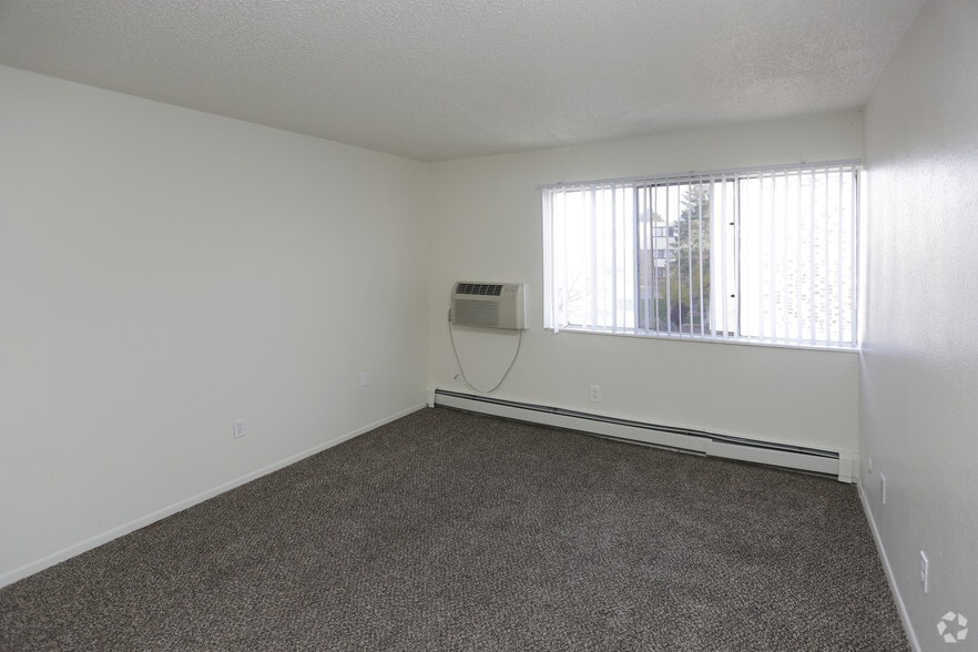 More Photos Of 2025 Jerry Murphy Rd, Pueblo Apartments For Sale