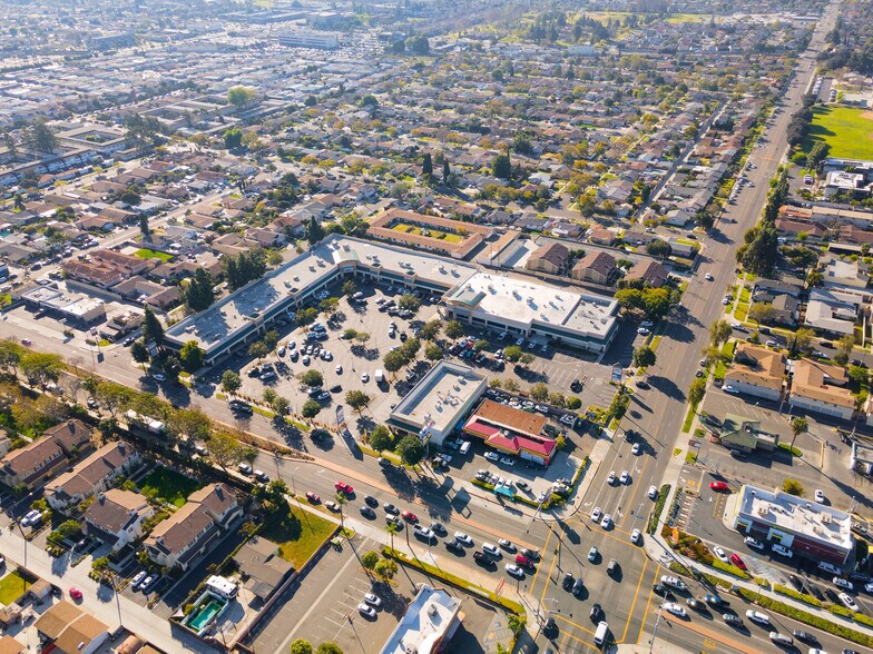 More Photos Of 3150-3170 W Lincoln Ave, Anaheim Freestanding For Lease