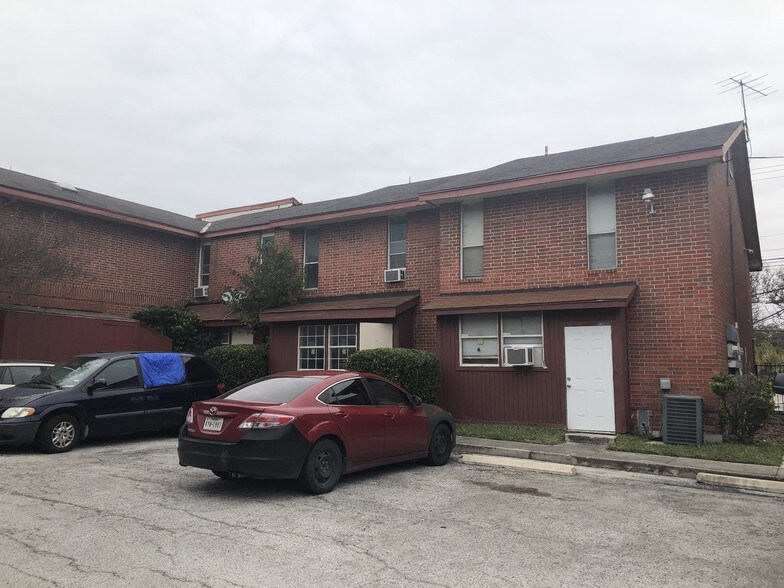 More Photos Of 1020 Jackson Keller Rd, San Antonio Apartments For Sale