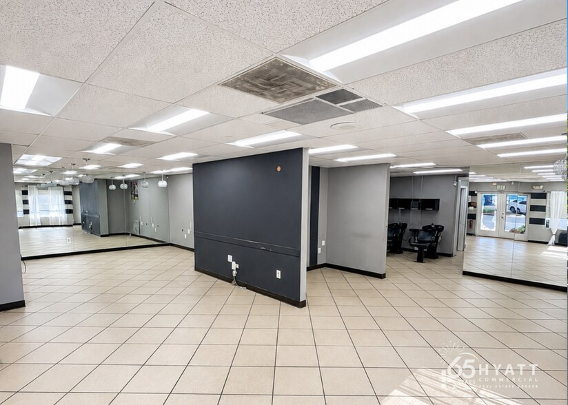 More Photos Of 1641 Crain Hwy, Crofton Storefront Retail Office For Lease