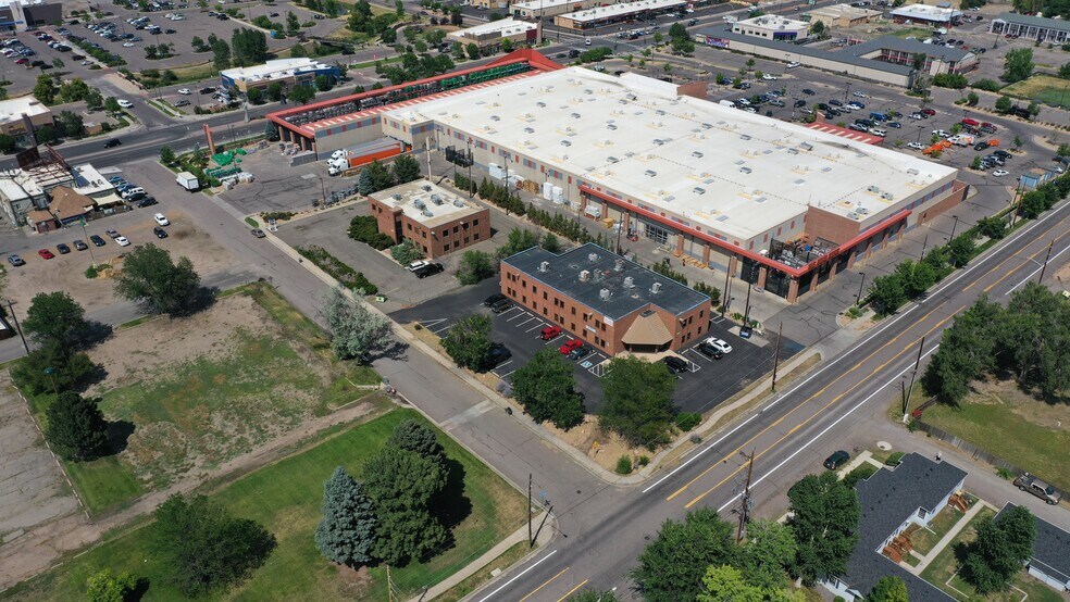 More Photos Of 1410 Vance St, Lakewood Office Residential For Lease