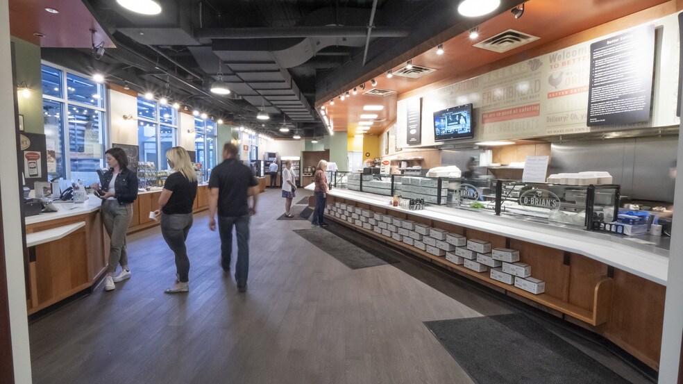 More Photos Of 1600 Utica Ave S, Saint Louis Park Coworking Space