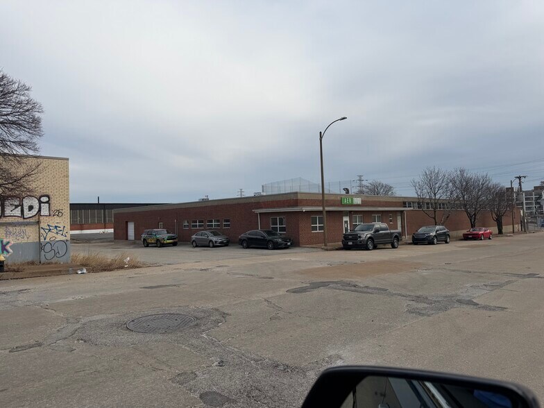More Photos Of 601-611 Edwin St, Saint Louis Warehouse For Sale