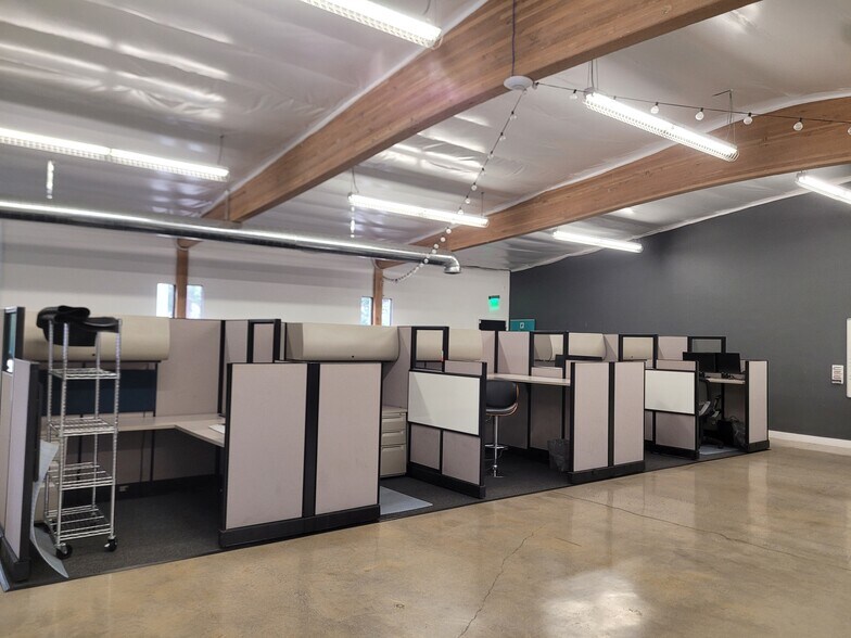 More Photos Of 135 S Lemon St, Orange Loft Creative Space For Lease