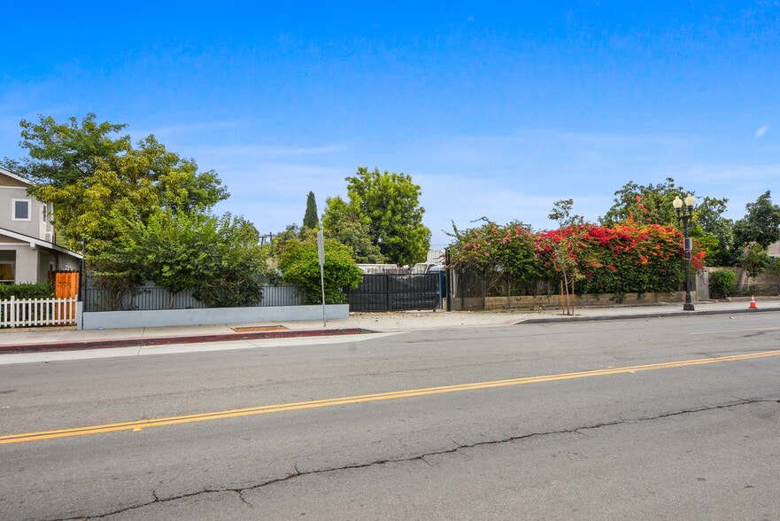 More Photos Of 710 4th St, Santa Ana Land For Sale
