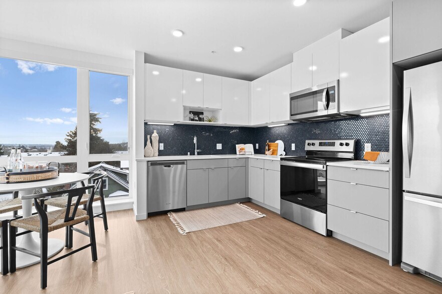 More Photos Of 2309 S Jackson St, Seattle Apartments For Lease