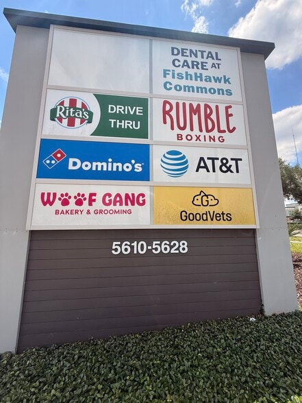 More Photos Of 5628 Circa Fishhawk Blvd, Lithia General Retail For Lease