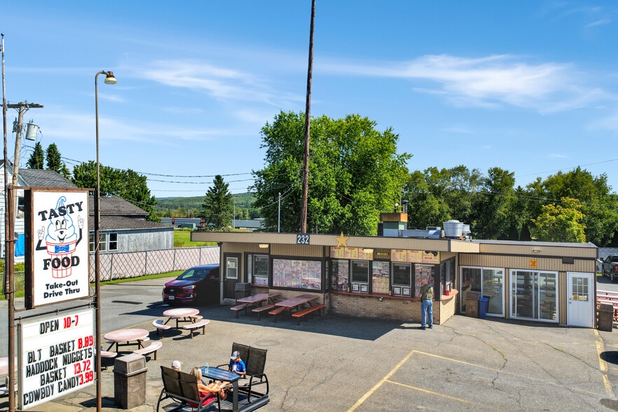 More Photos Of 232 Main St, Van Buren Restaurant For Sale