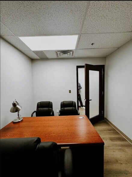 More Photos Of 13810-13854 Lakeside Cir, Sterling Heights Storefront Retail Office For Lease