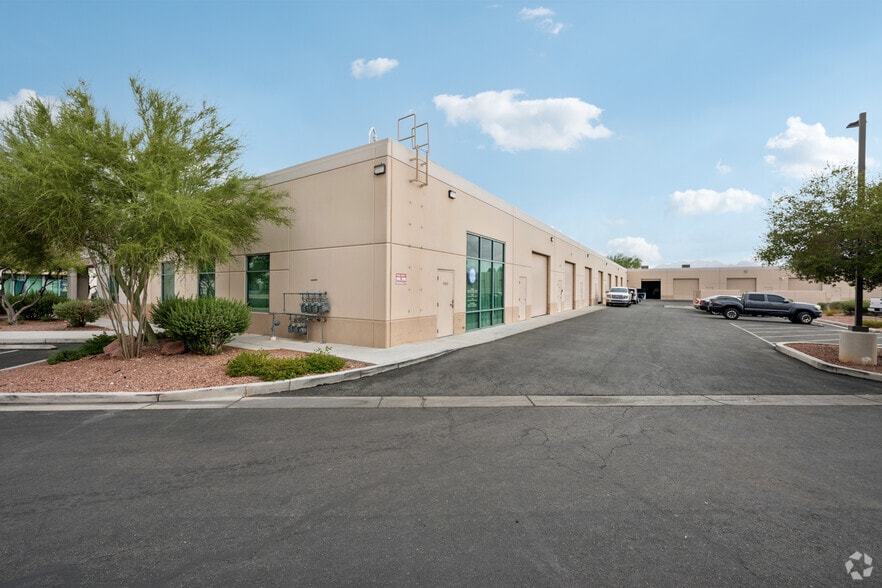 More Photos Of 2480 N Decatur Blvd, Las Vegas Unknown For Lease