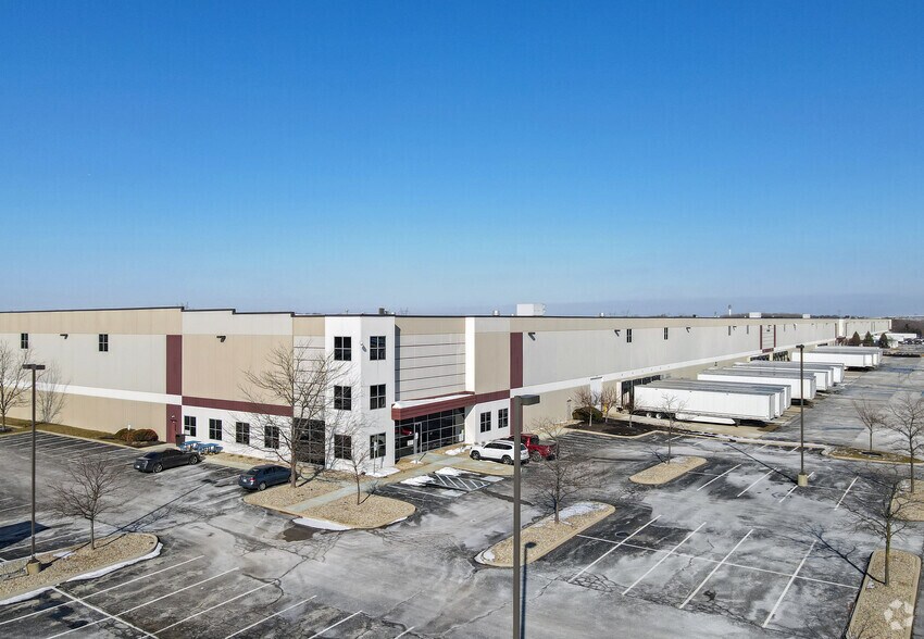 Primary Photo Of 1551-1631 Opus Dr, Plainfield Warehouse For Lease