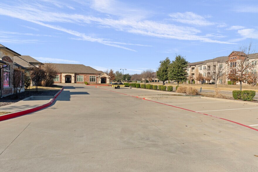 More Photos Of 8951 Collin McKinney Pky, McKinney Unknown For Lease